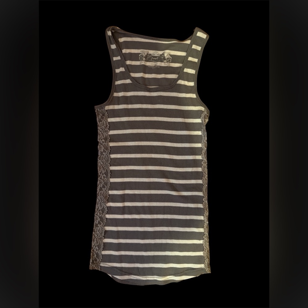 Ribbed Gray and White Tank Top